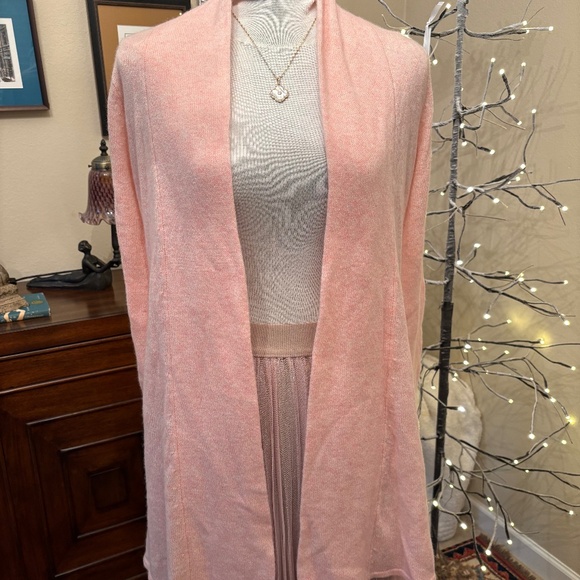 Claudia Nichole Ballet Pink Cashmere Long Cardigan w/ Bow Back – NWT – Size XS - Picture 1 of 9